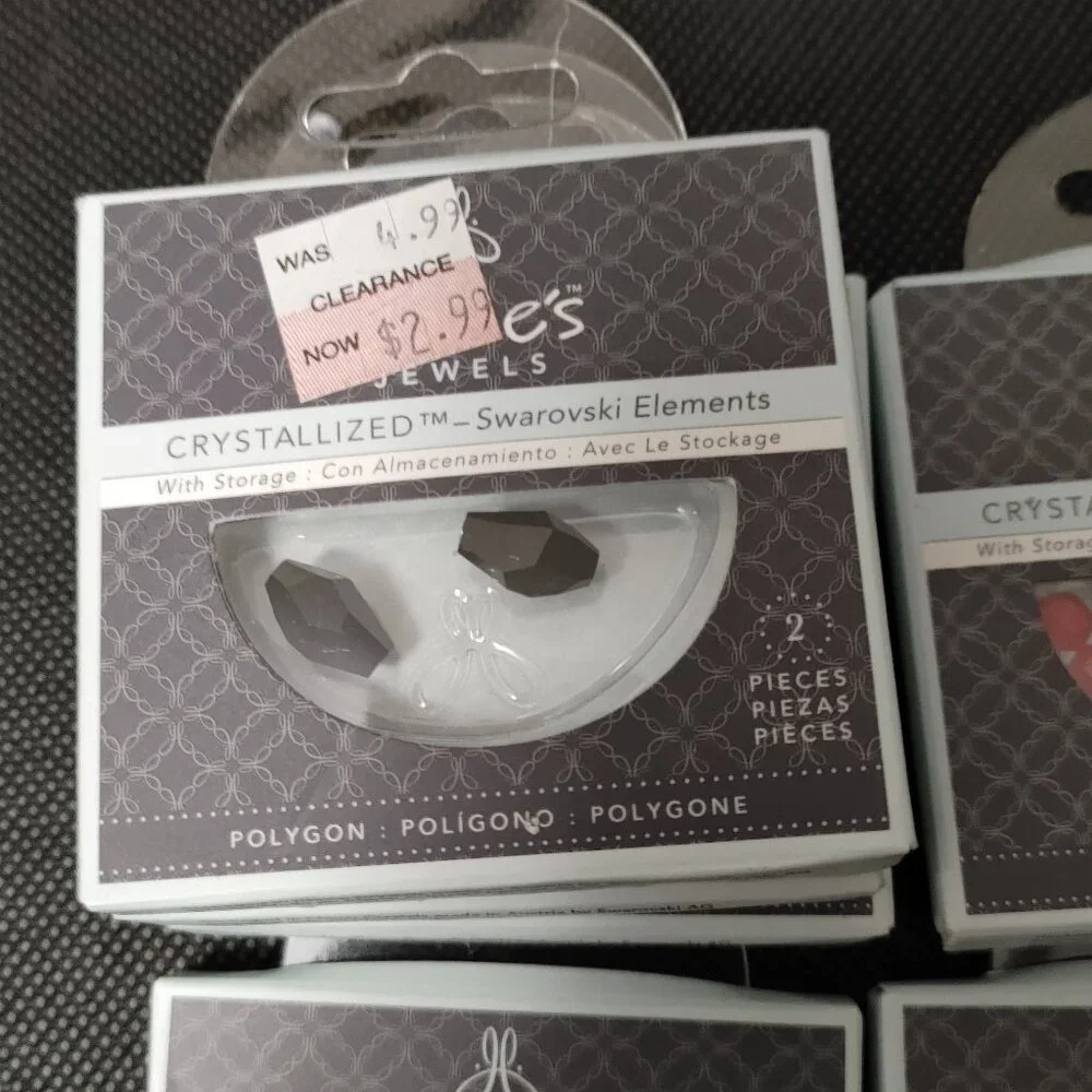 Swarovski Crystal elements - 6 packages - 27 pieces - Picture 2 of 5